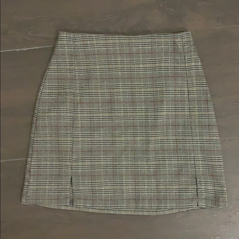 Brandy Melville Cara Skirt